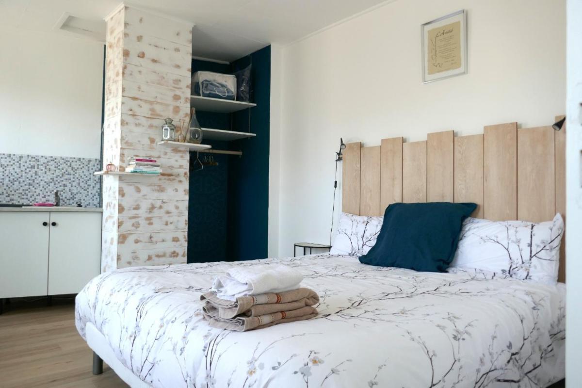 Chambre Dhotes Familiale A Saint Pierre Du Chemin B&B 외부 사진